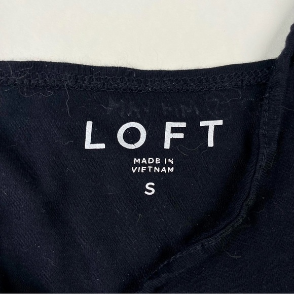 LOFT Classic Black Tee - Picture 2 of 3
